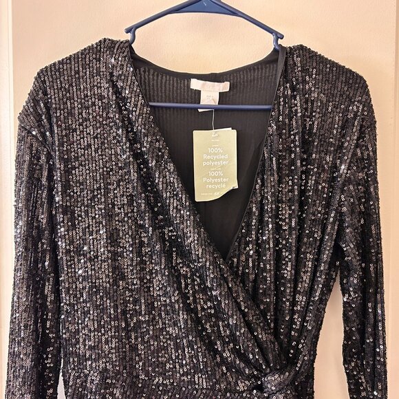 NEW H&M Womens Sequin Black faux wrap dress size S - Picture 4 of 5